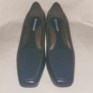 NIB Blue pumps